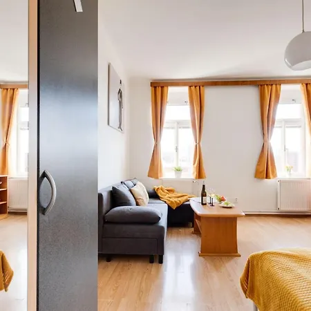 Apartment Sunshine Near The Center *