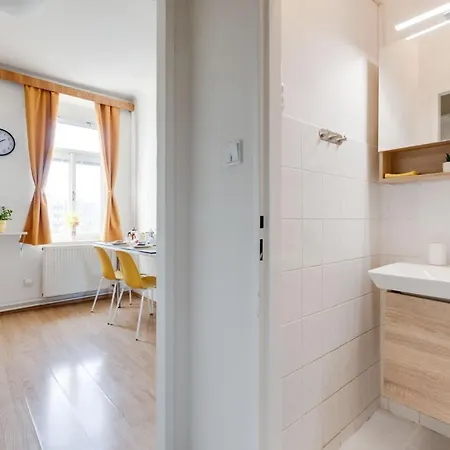 Apartment Sunshine Near The Center *